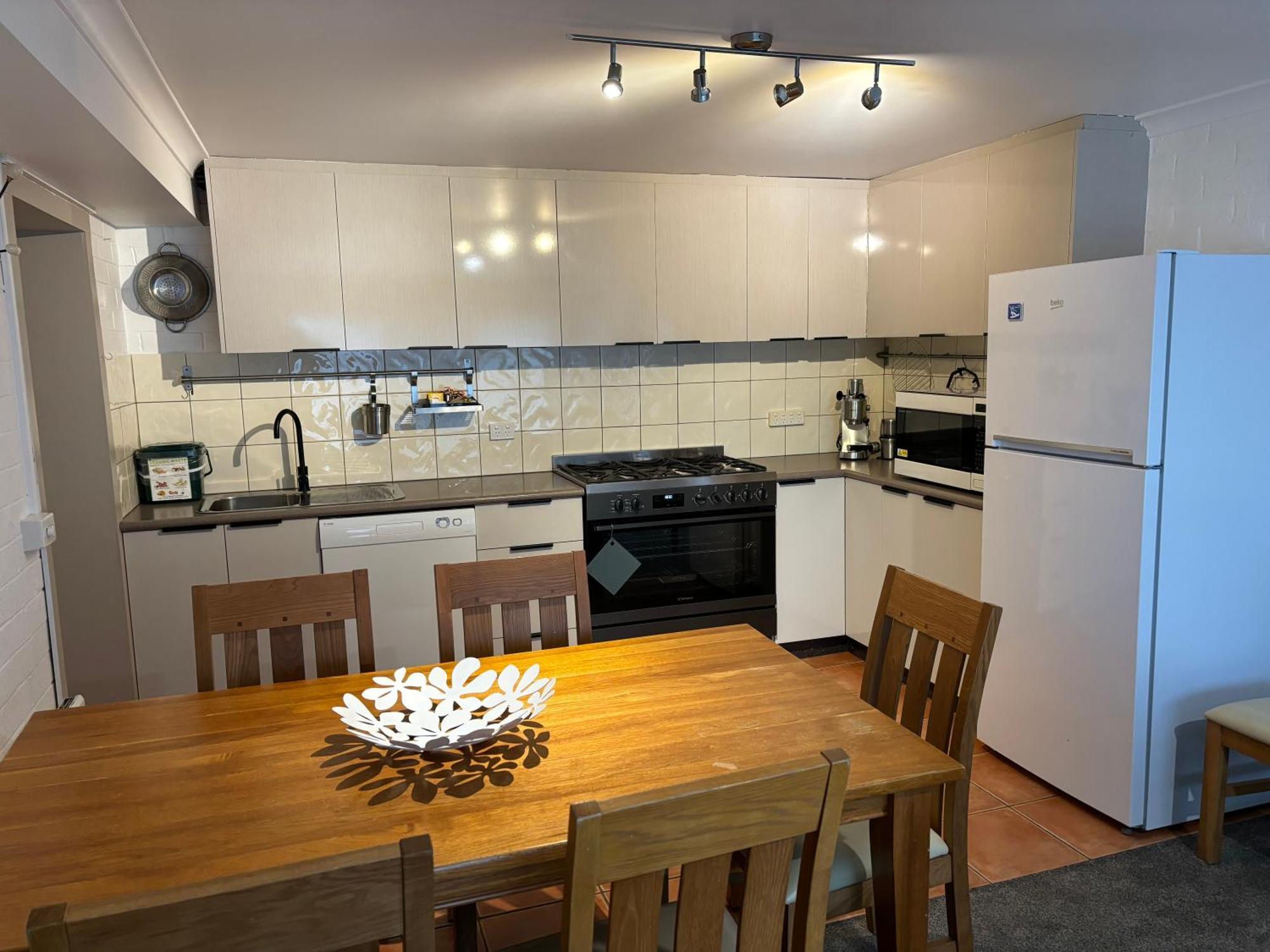 פאלס קריק Cedarwood Apartments מראה חיצוני תמונה