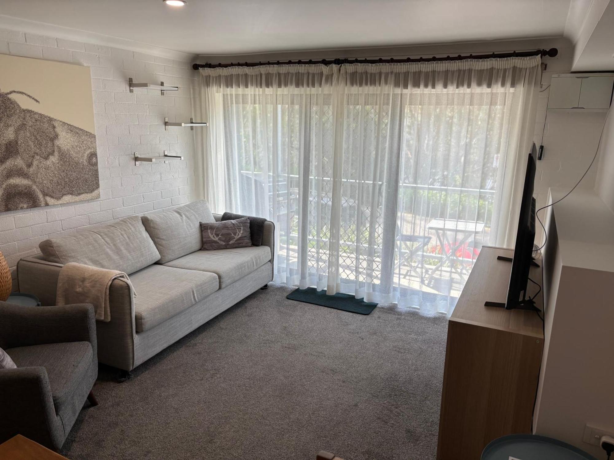 פאלס קריק Cedarwood Apartments מראה חיצוני תמונה